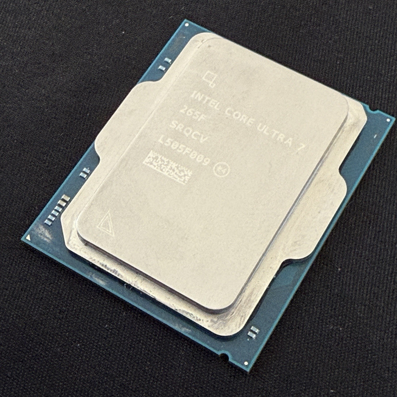 Intel Core Ultra 7 265F 20 Core LGA 1851 5.3GHz Arrow Lake CPU SRQCV Grade A+