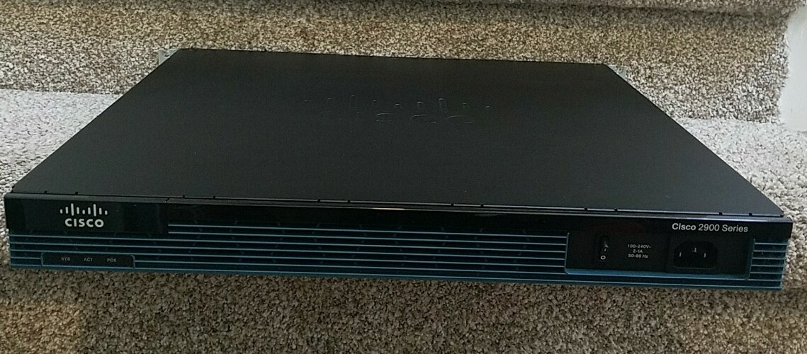 Cisco CISCO2901/K9 V02 2901 Gigabit Integrated Services Router TESTED