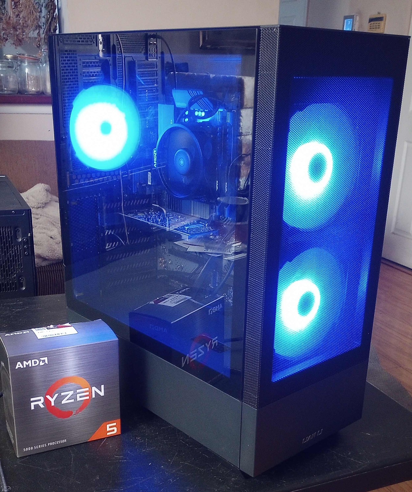 AMD RYZEN 5 5500 Workstation – 16GB RAM – 500GB M.2 SSD – basic GPU