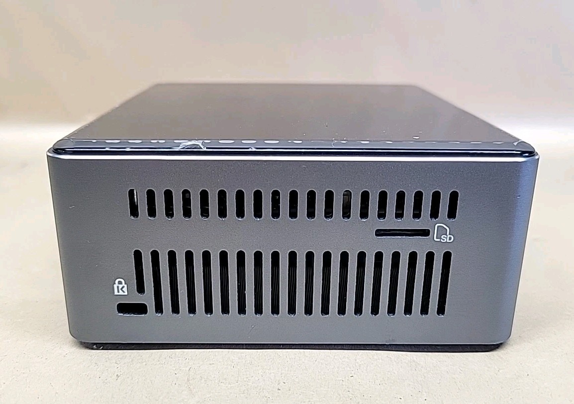 Intel NUC7i5BNH, Intel Core i5-7260U @ 2.2GHz, 4GB RAM, 256GB SSD, W10P
