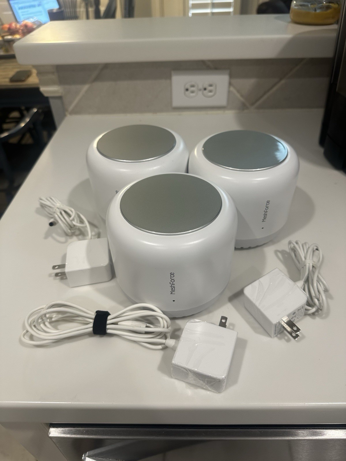 Meshforce M7 Tri-Band Whole Home Mesh Wi-Fi System – Pack of 3, White