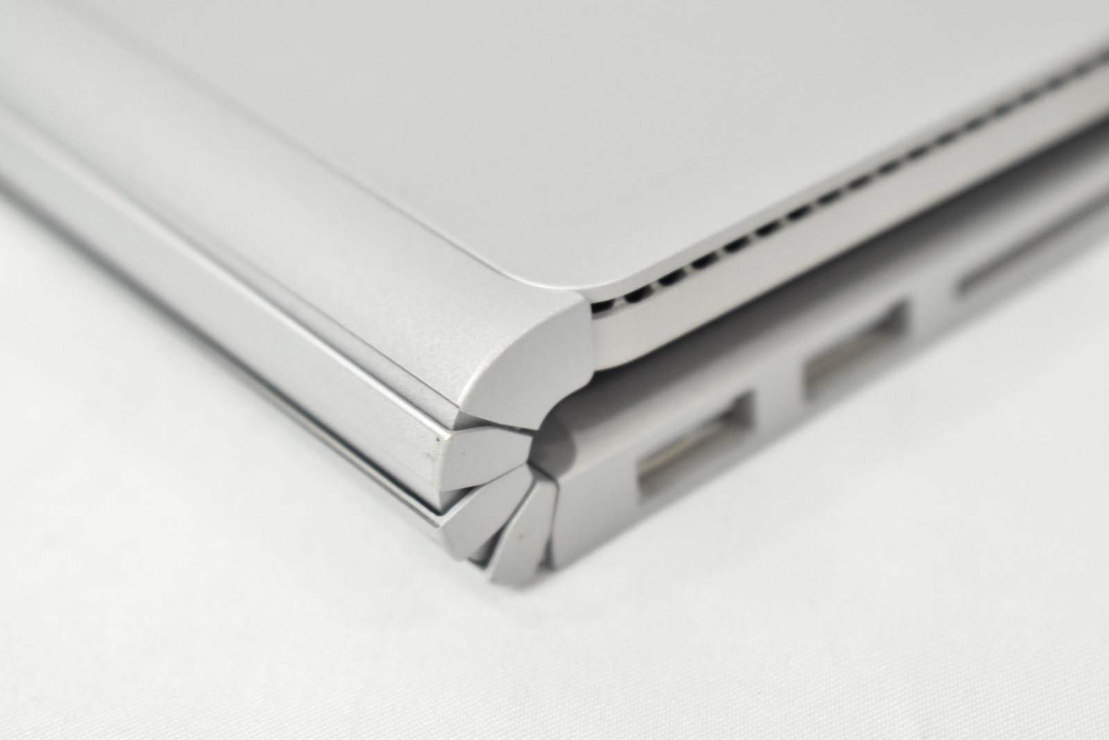Microsoft Surface Book Laptop i5-6300U 2.4GHz 8GB 256GB SSD No OS Bad Batteries