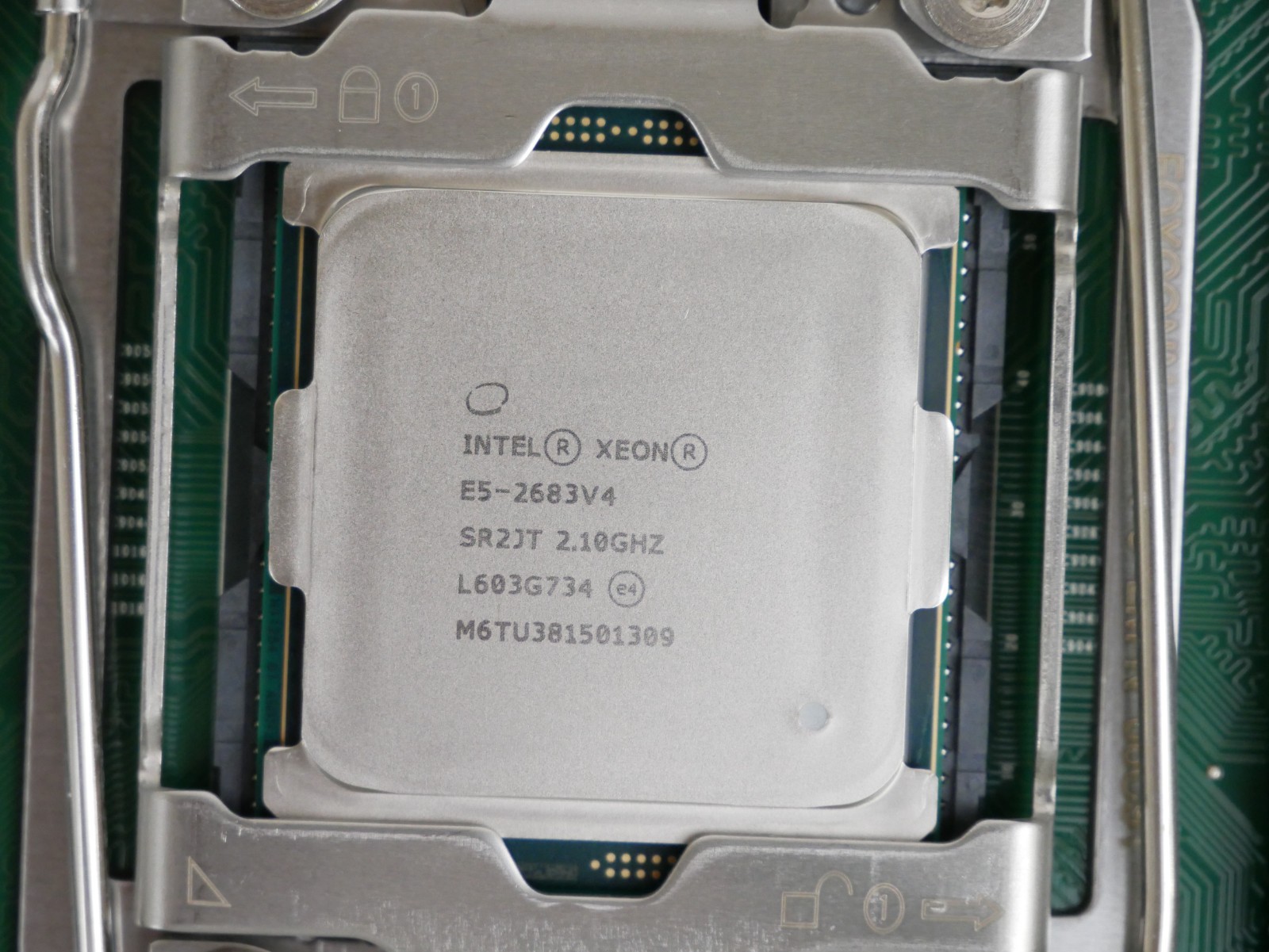 Dell PowerEdge R630 02C2CP Dual Intel E5-2683 V4 @2.1GHz DDR4 Server Motherboard