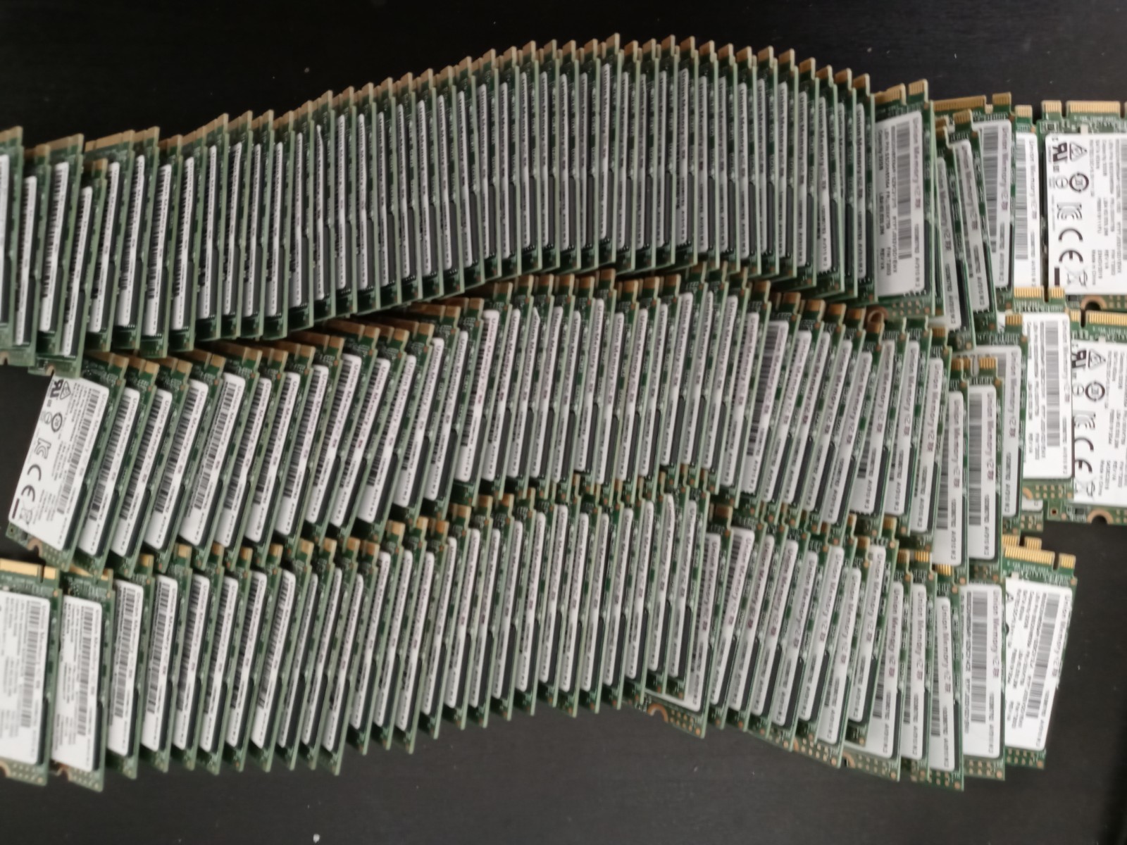 UNION MEMORY SATA 6Gb/s 32GB SOLID STATE DRIVE SSD0N85564 00XK759 LOT OF 127