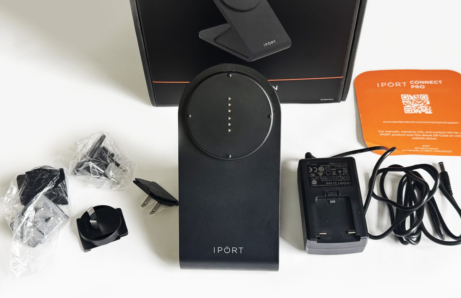 iPort Connect Pro BaseStation for Apple iPad – 72352 Black