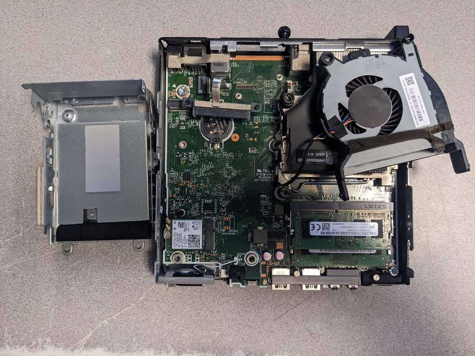 HP PRODESK 400 G4 DM i5-8500T @ 2.10GHz, 8GB RAM, NO HDD/OS