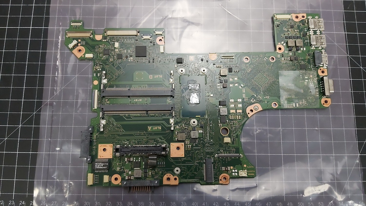Toshiba Tecra Z50-C i7-6600U 2.60 GHz Motherboard Intel HD Graphics 520