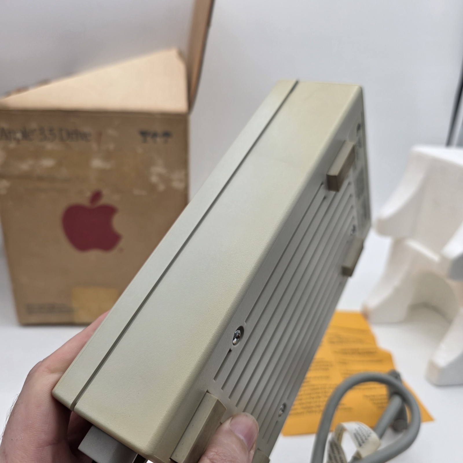 Apple 3.5 Drive External 3½” Floppy Drive A9M0106 DB-19 Beige for Mac Parts