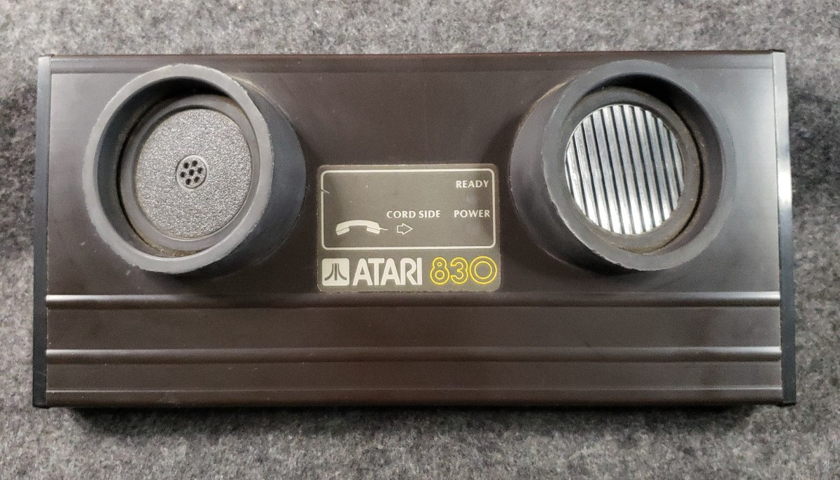 Atari 830 Vintage Computer Acoustic Phone Modem………………… (C6B1)