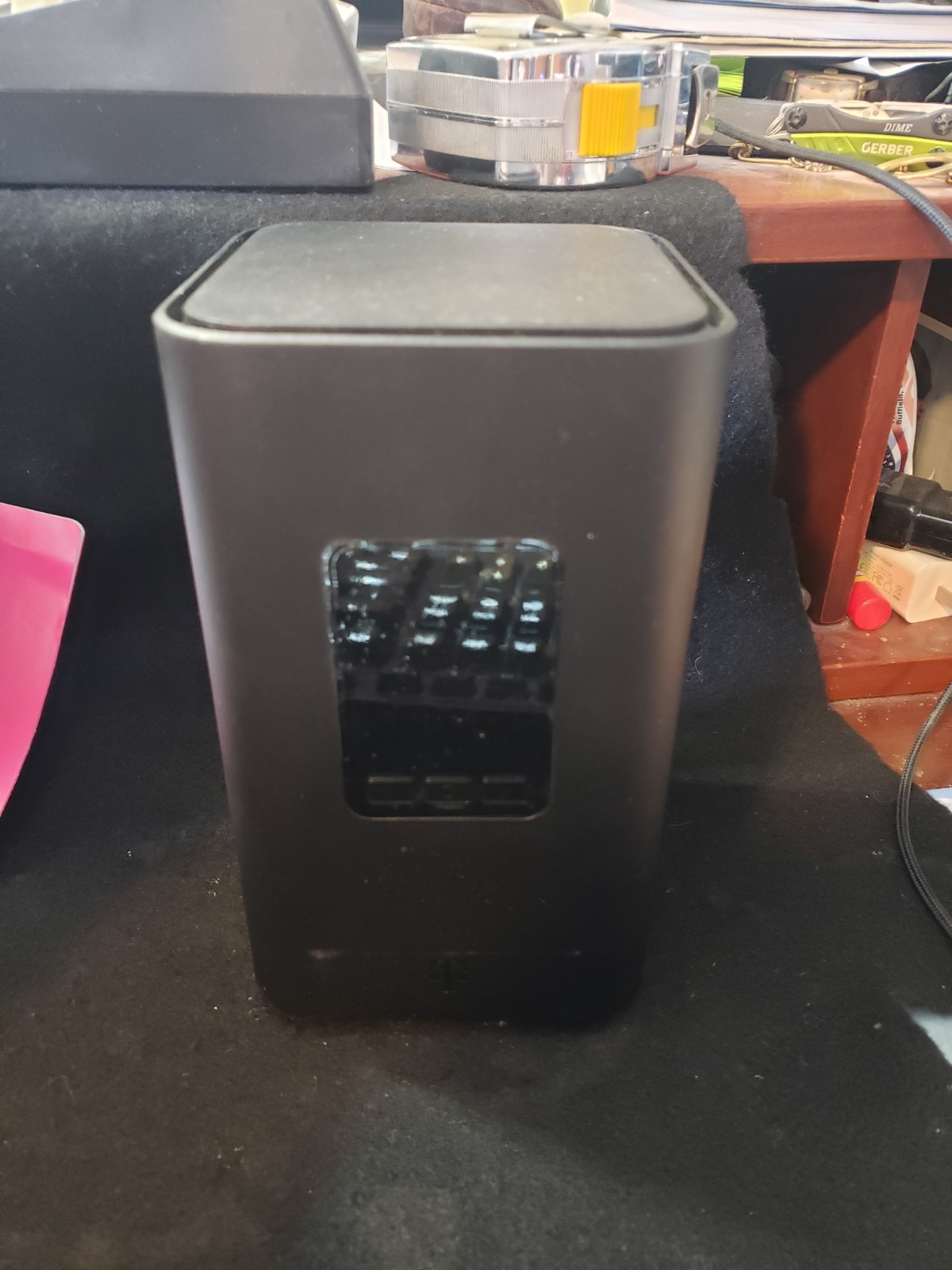 T-Mobile Arcadyan KDV21 5G Wi-Fi 6 Internet Wi-Fi Gateway – No Cables –