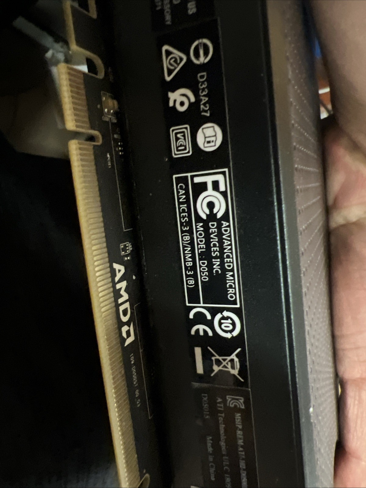 AMD Radeon RX Vega 64 8GB HBM2 Blower GPU 3xDP HDMI GPuTach