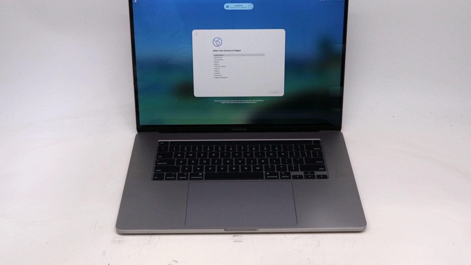 Apple Macbook Pro 16″ i9-9980HK 64GB 1TB – Good