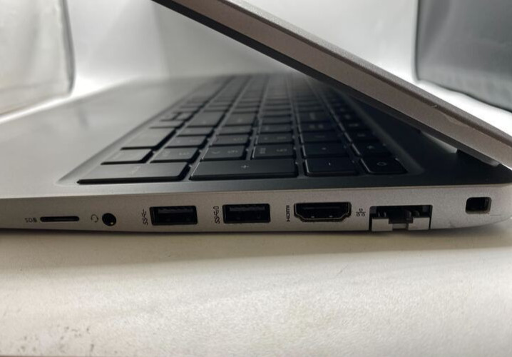 Dell Latitude 5520 15.6″ Laptop Intel Core i5-1145G7 4.40 GHz 16GB RAM 512GB SSD