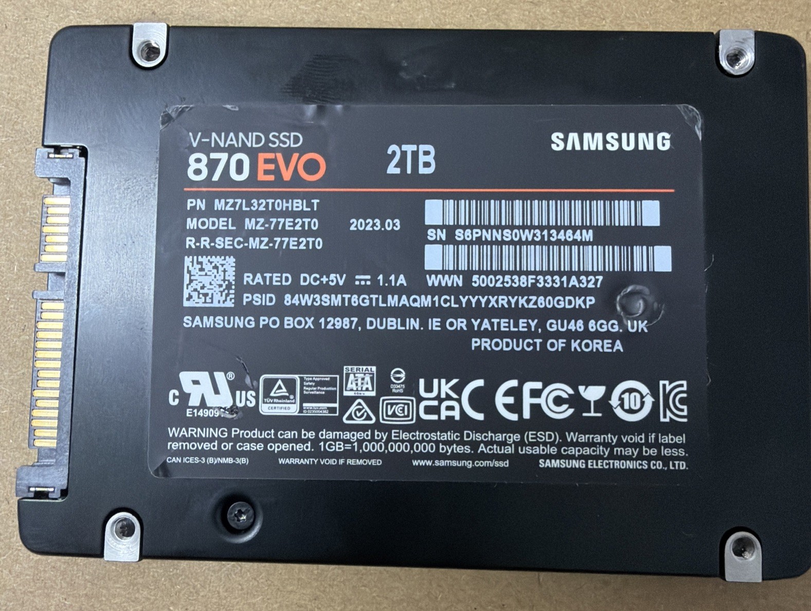 Samsung Electronics 870 EVO 2TB 2.5″ Internal SSD (MZ-77E2T0B/AM)