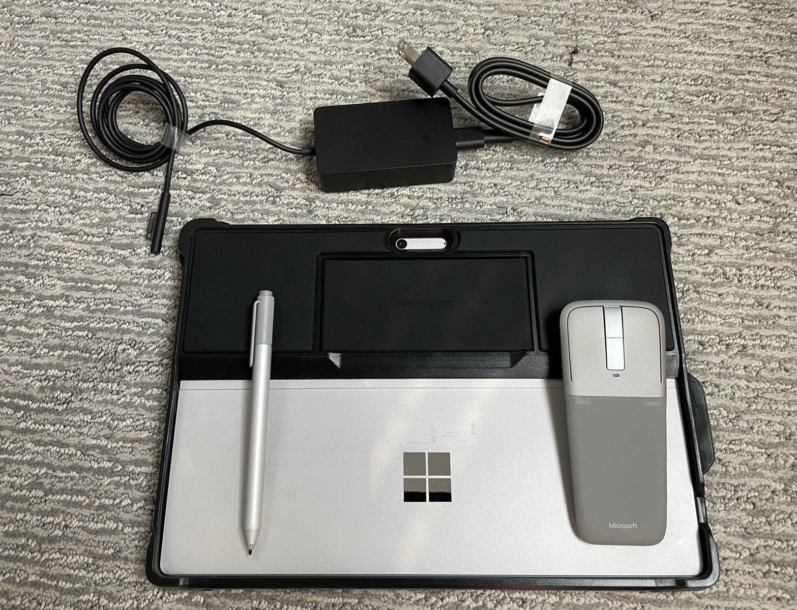 Microsoft Surface Pro 7+ 12.3″ i7-1165G7 16GB 238GB SSD Win 11 Pro Silver