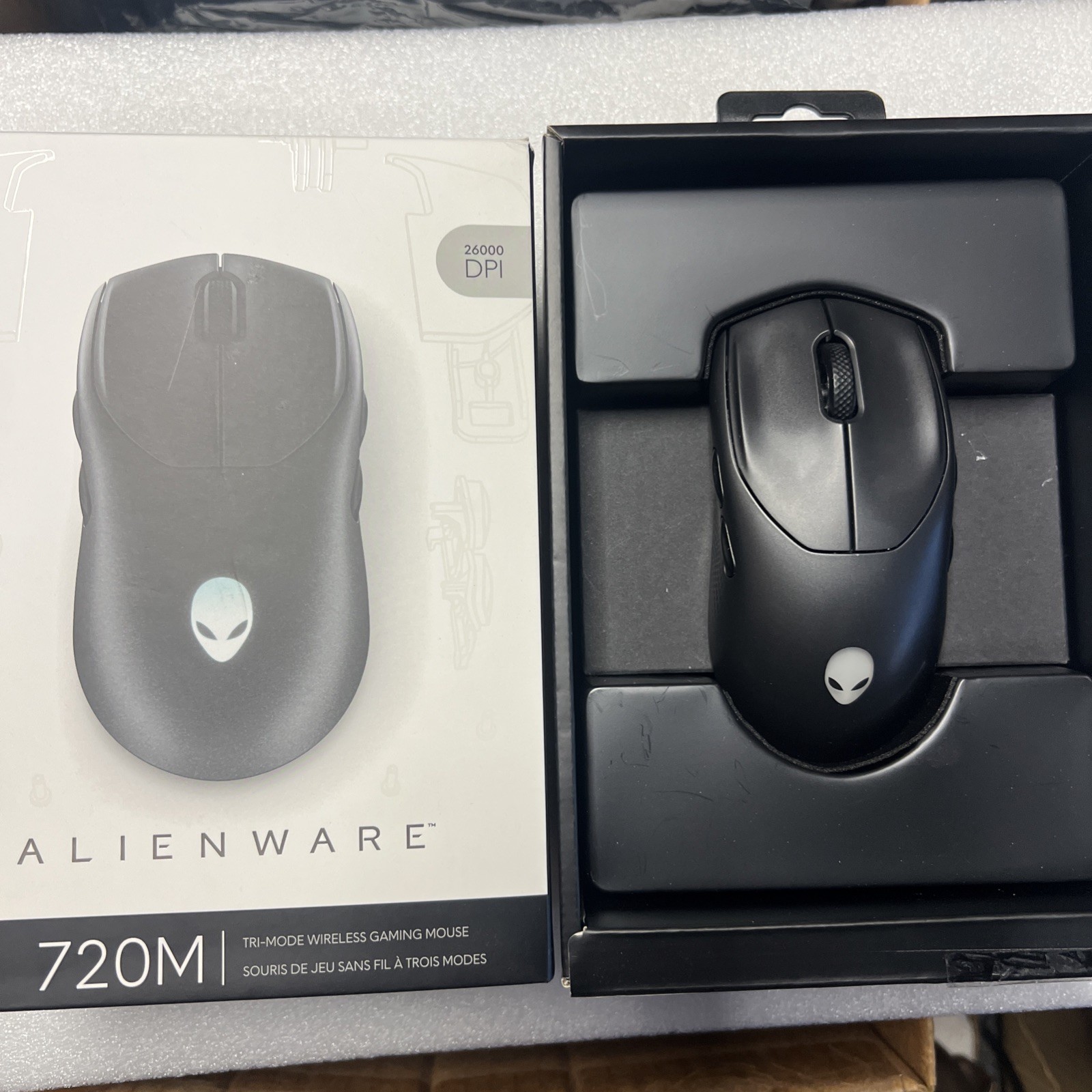 Alienware AW720M Tri-Mode Wireless Gaming Mouse – Dark Side of the Moon