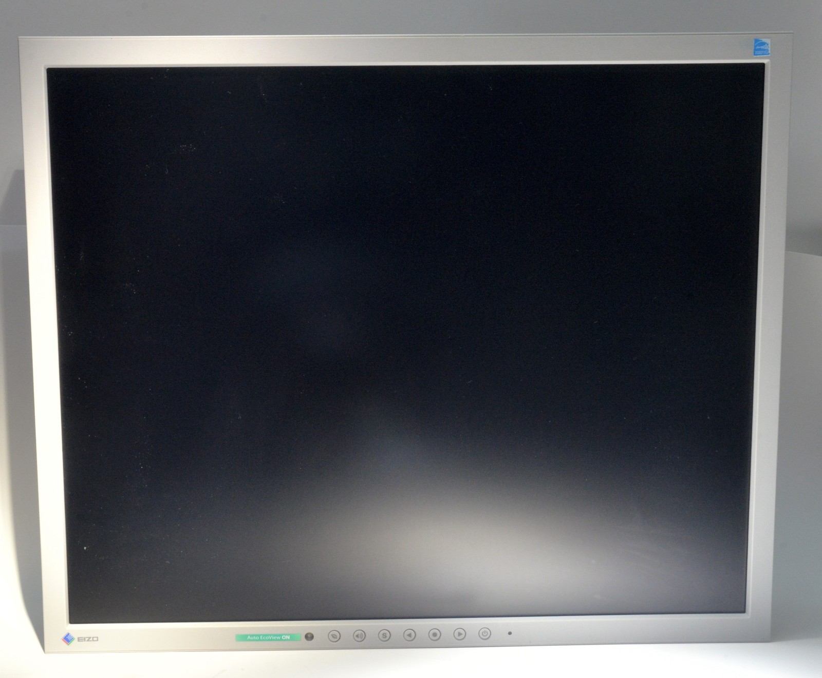 Eizo FlexScan S1921 LCD Monitor 19″ with GCX Cart Mount Display Screen