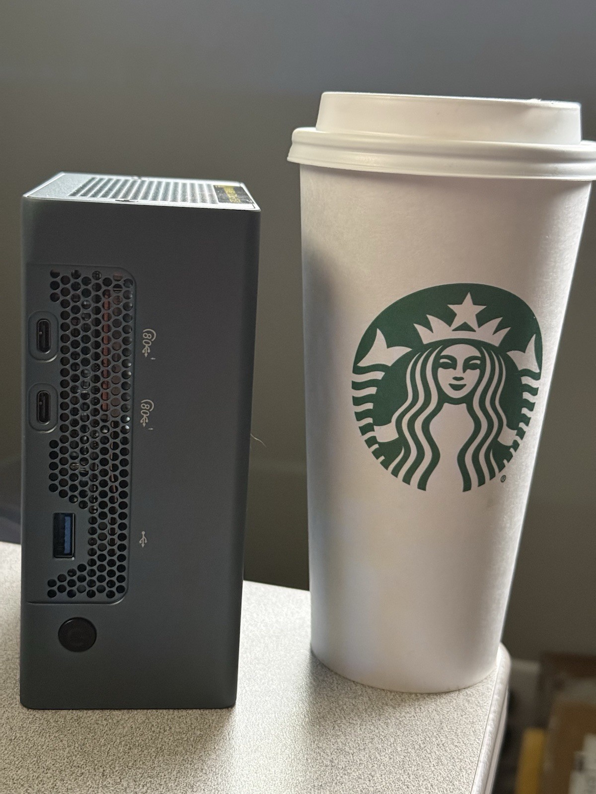 Enhanced FEVM FNGT5 4060 – Mini eGPU Thunderbolt 5 + Oculink