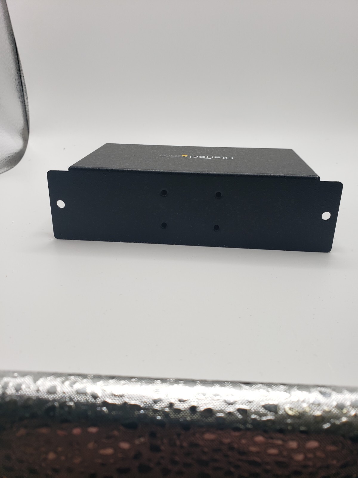 StarTech ST7200USBM Mountable Rugged Industrial 7 Port USB Hub