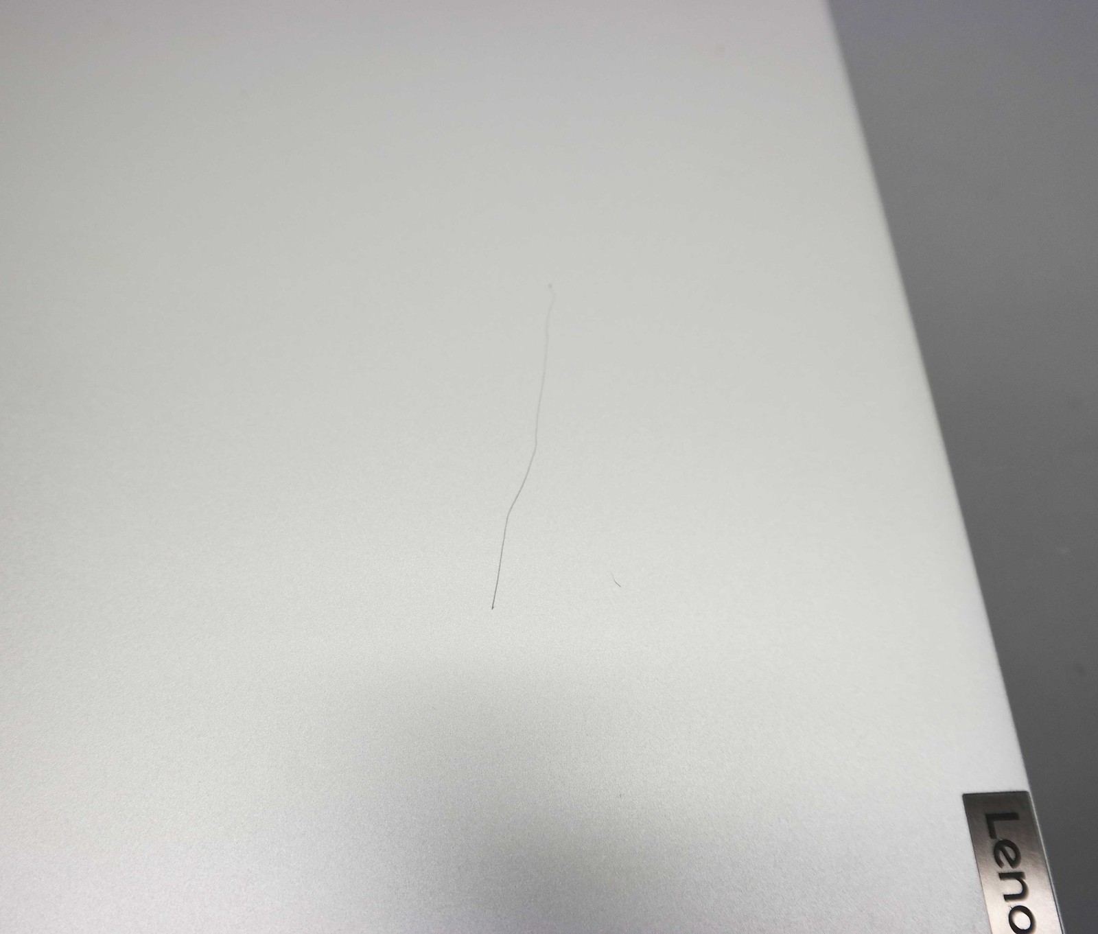 Lenovo Slim 7 14IAP7 14” Core i7-1260P 16GB RAM 1TB SSD ISSUE