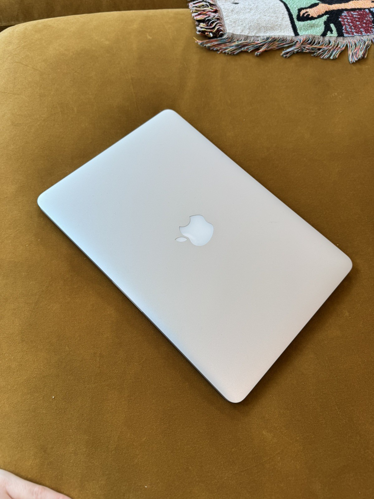 Apple MacBook Pro 13.3″ (128GB, Intel Core i5, 2.7Ghz, 8GB RAM) Laptop -…