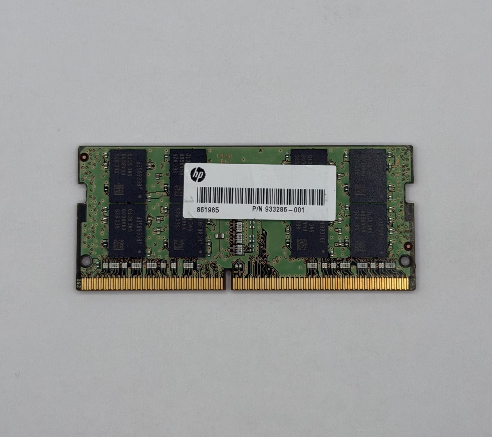 Samsung 32GB Kit 2x16GB DDR4 2666MHz PC4-21300 SODIMM RAM M471A2K43CB1-CTD