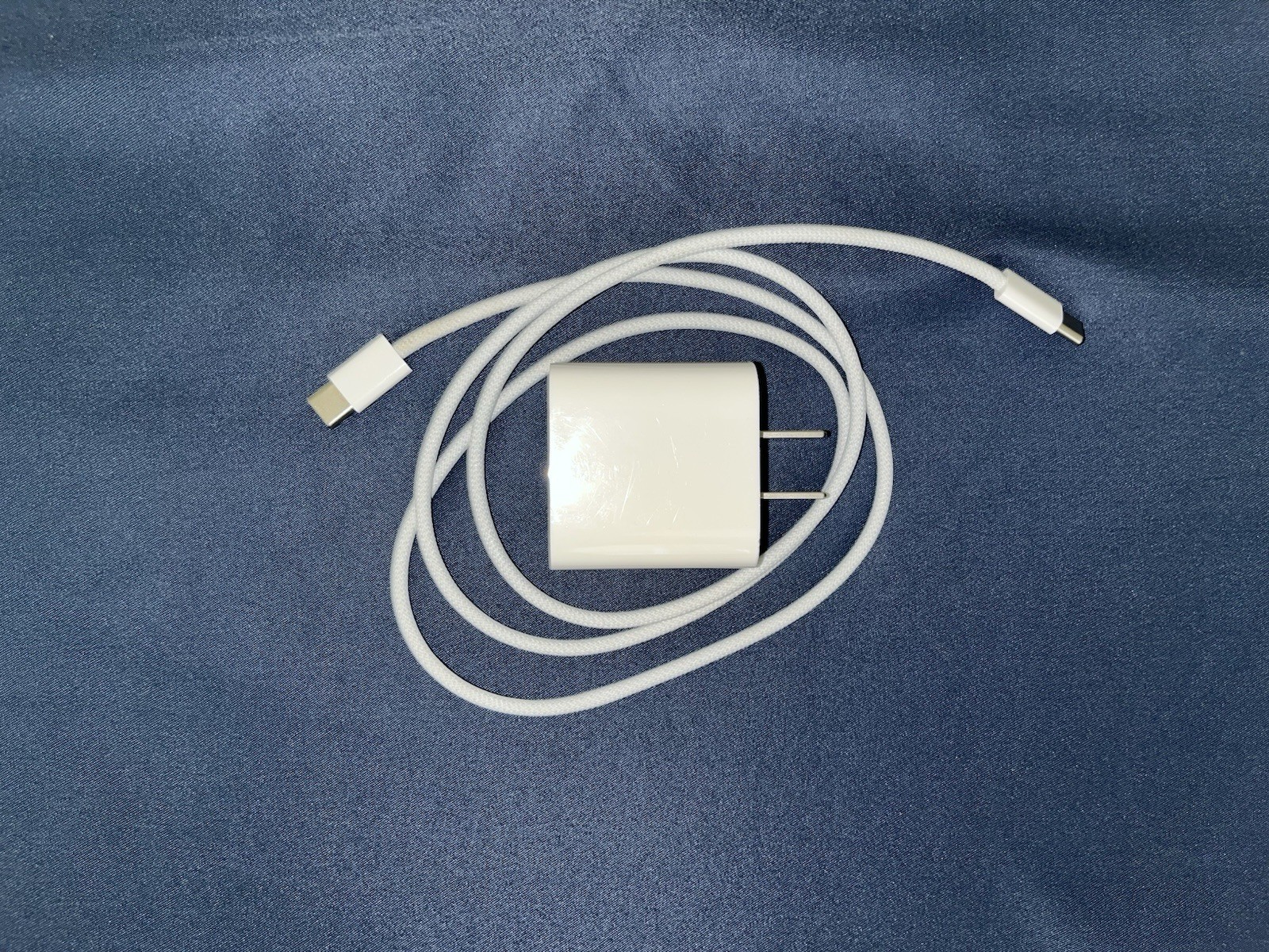 Apple MacBook Air 13.6″ (2022) M2 8GB 256GB SSD Silver WiFi BT Backlit