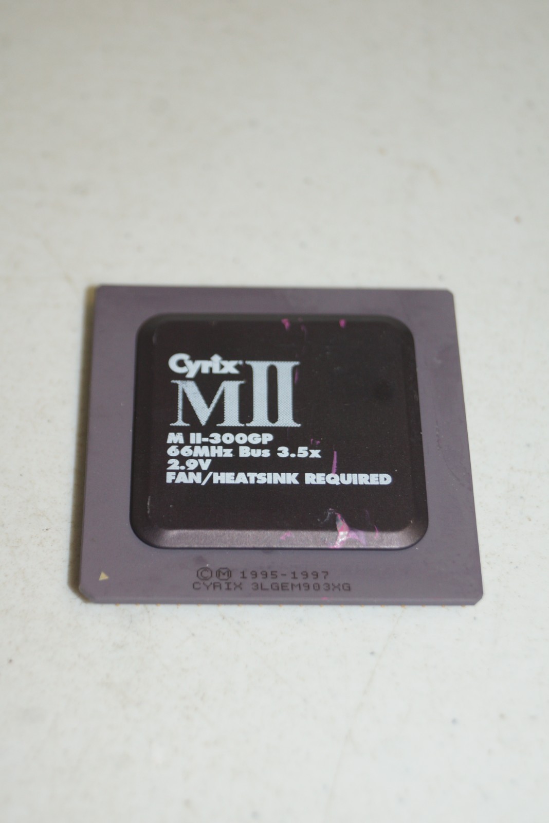 Cyrix CPU MII -300 GP 66mhz bus 3.5×2.9v