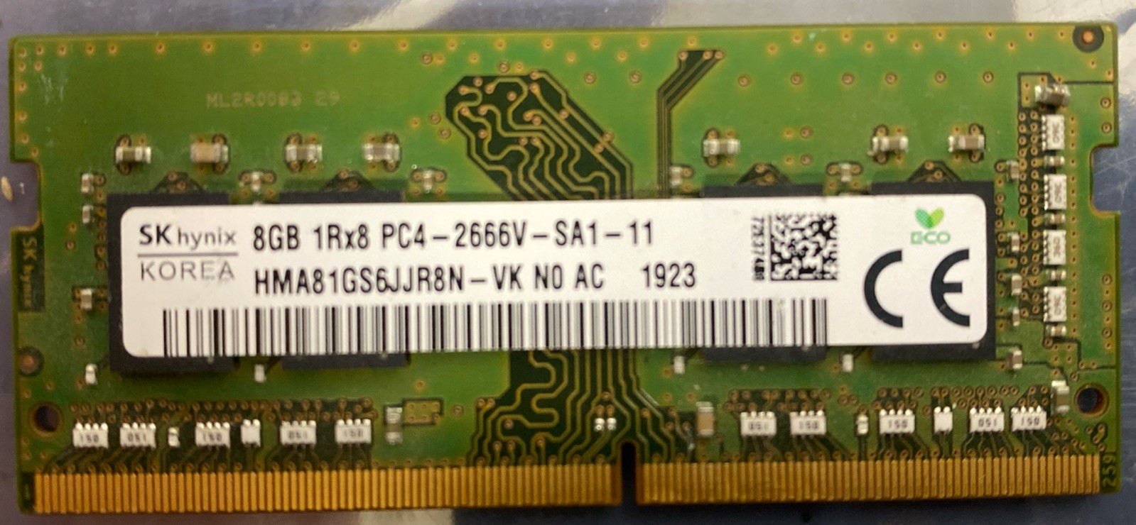 SK HYNIX HMA81GS6JJR8N-VK Laptop Memory 8GB DDR4 SODIMM 1Rx8