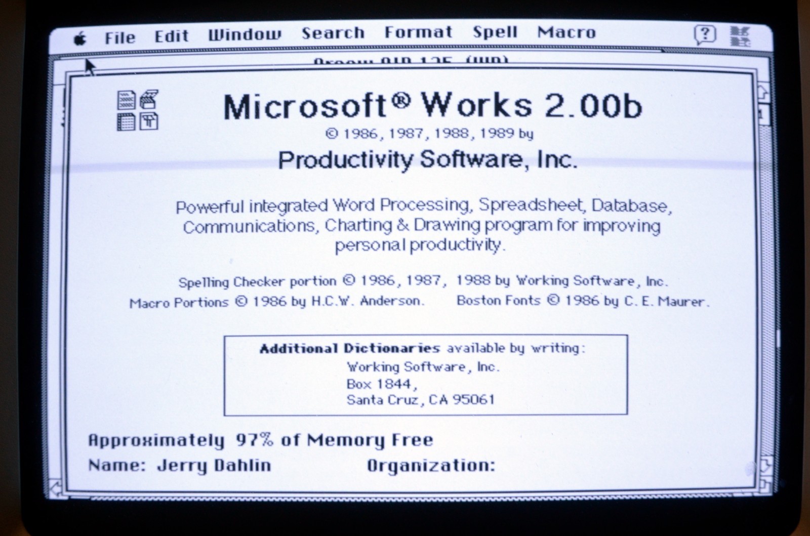 MAC SE (1988) M.5011-Superdrive-4MB RAM-20 MBHD, OS 7.0/bundled w/Prgs/Hwd/Cords