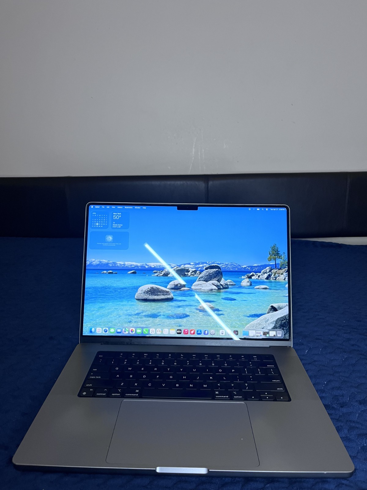 Apple MacBook Pro A2485 M1 Pro Chip – 16GB RAM – 1TB SSD – Tahoe OS – 2021