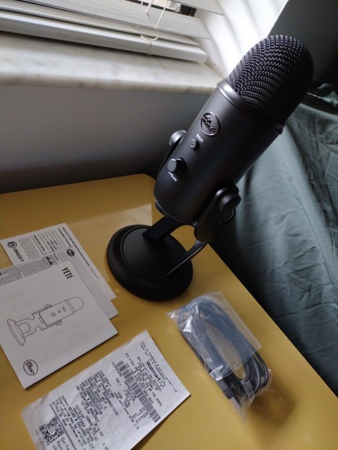 Logitech Blue Yeti USB Microphone Black
