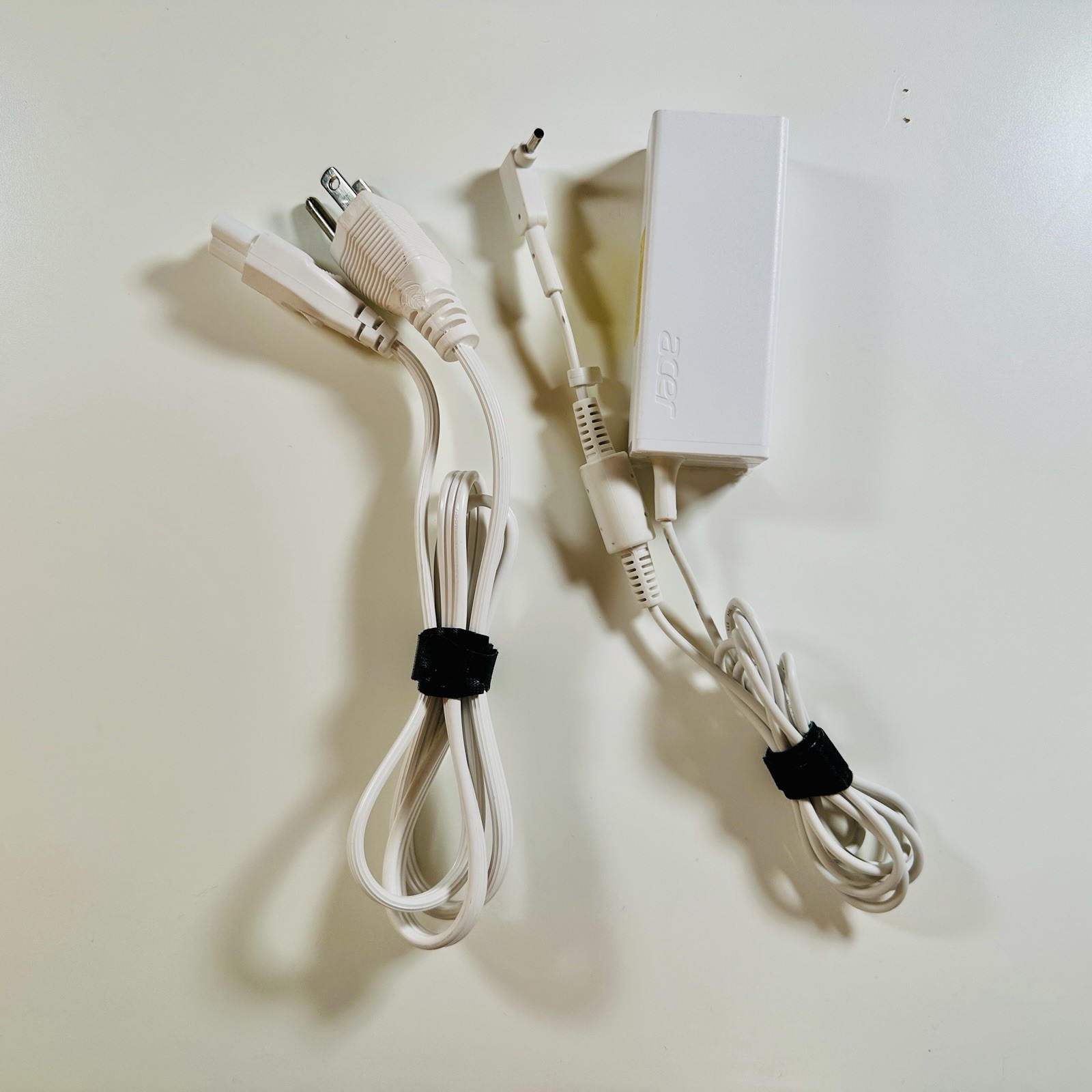 Acer Chromebook 11 CB3-131 11.6″ White Laptop – With Charger – Tested & Working