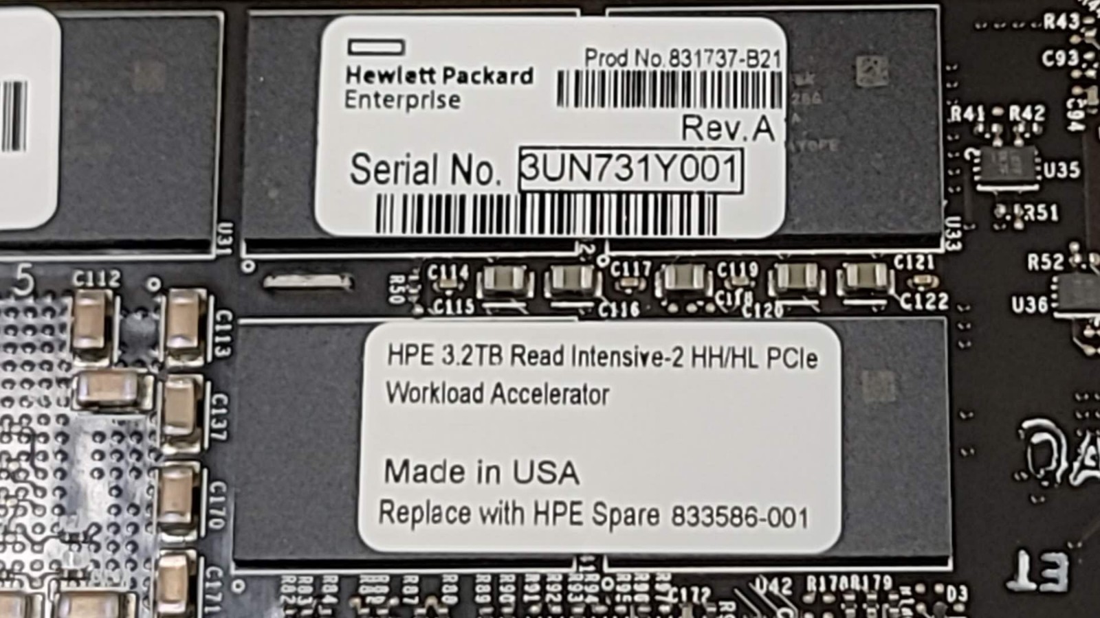 HPE 831737-B21 1.6TB Read Intensive-2 PCI-E HH/HLWorkload Accelerator 833586-001