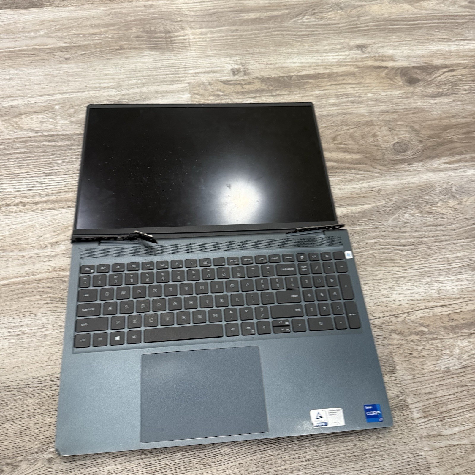 Dell Inspiron 16 Plus 7610 16″ Intel Core i7-11800H, FOR PARTS ONLY