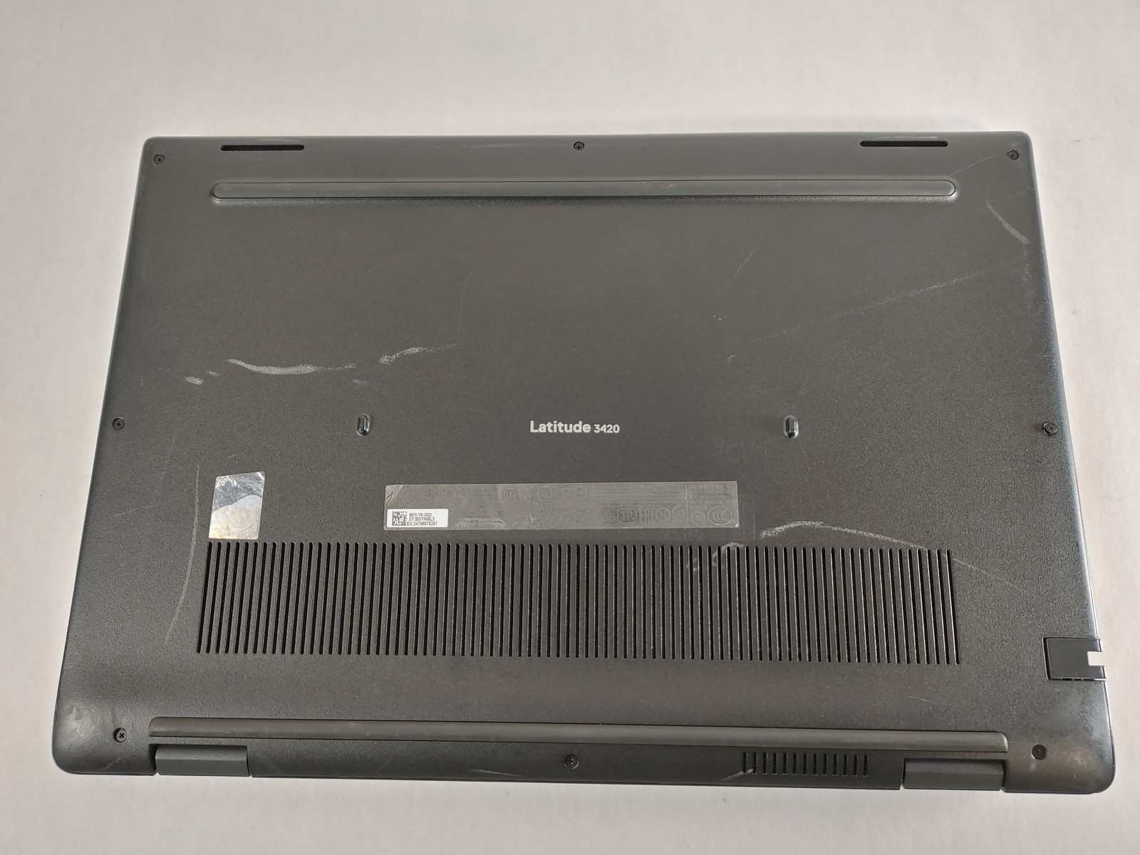Dell Latitude 3420 Core i5-1135G7 2.40 GHz 8 GB DDR4 256 GB NVMe Windows 11 Pro