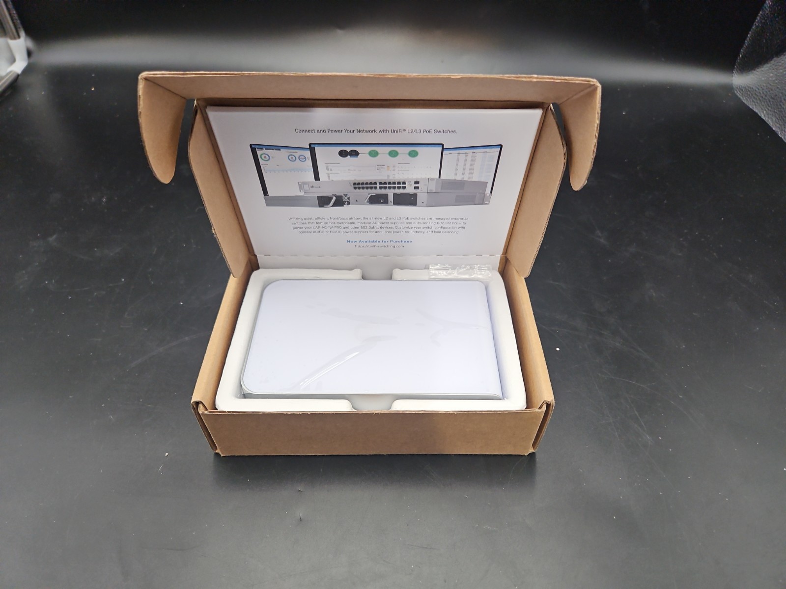 Ubiquiti Networks In-Wall 802.11ac 3×3 MIMO Access Point – UAP-AC-IW-PRO-US