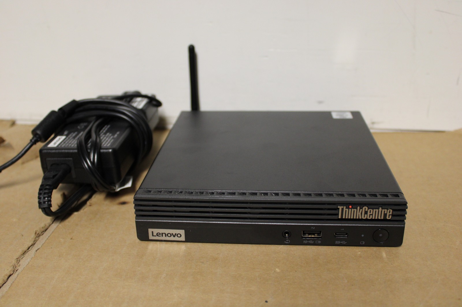 Lenovo ThinkCentre M80Q Tiny i7-10700T 8-Core 4.50G/16G/256G NVMe/Wifi/Win 11 V5