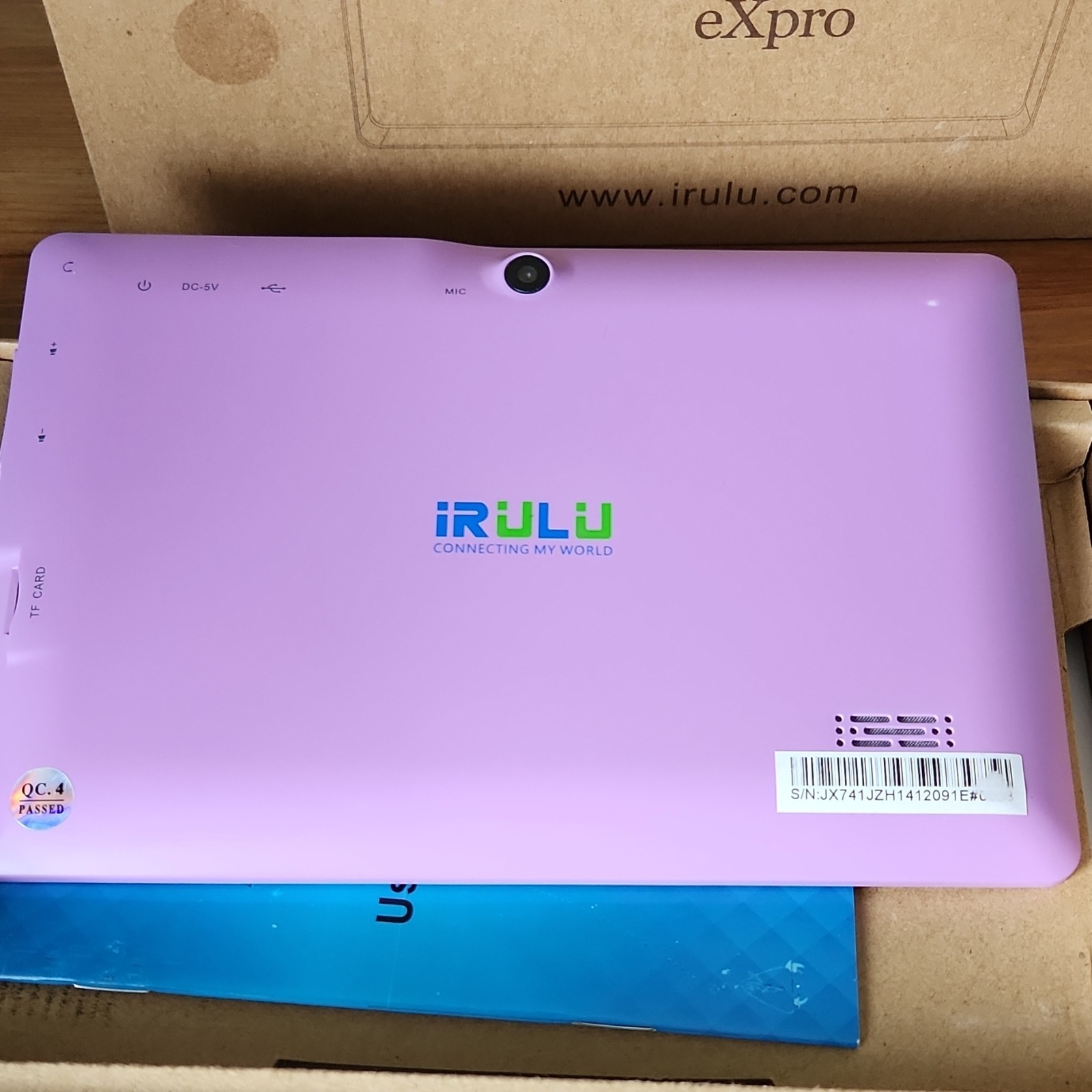 iRulu eXpro Purple Android Tablet Wi-Fi LCD Micro-USB Built-In Front Camera