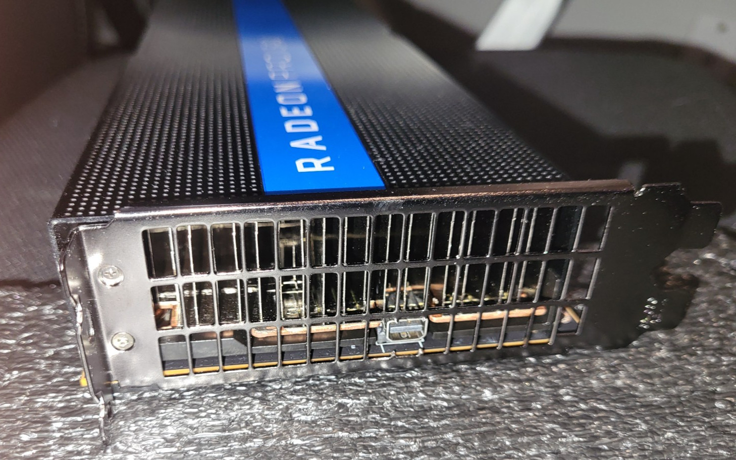 *TESTED/VEGA 10* AMD Radeon Pro V340 16GB HBM2 Graphics Accelerator + PSU Cable