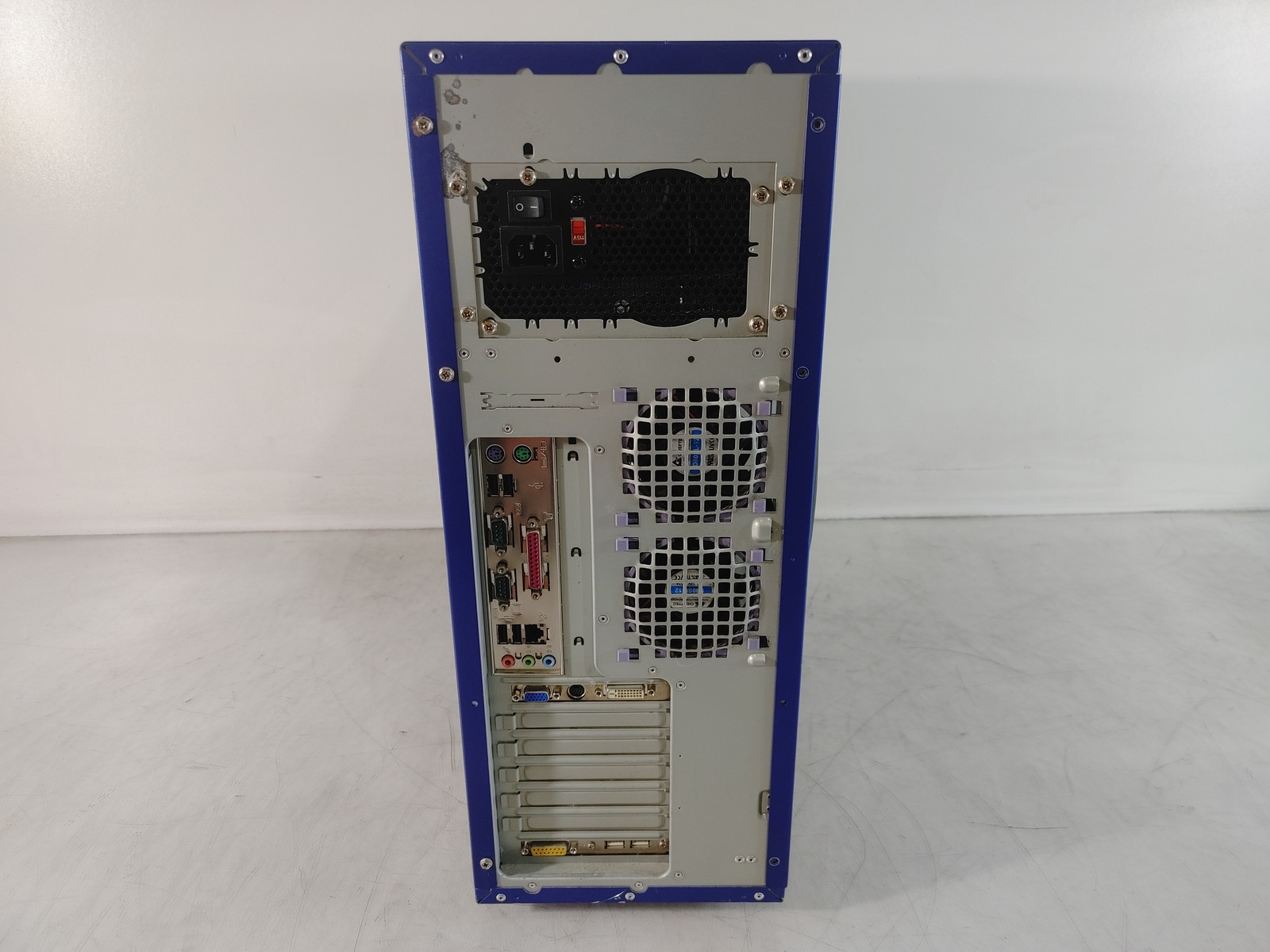 Vintage Asus P4PE Intel Pentium 4 1.80 GHz 1 GB DDR Desktop
