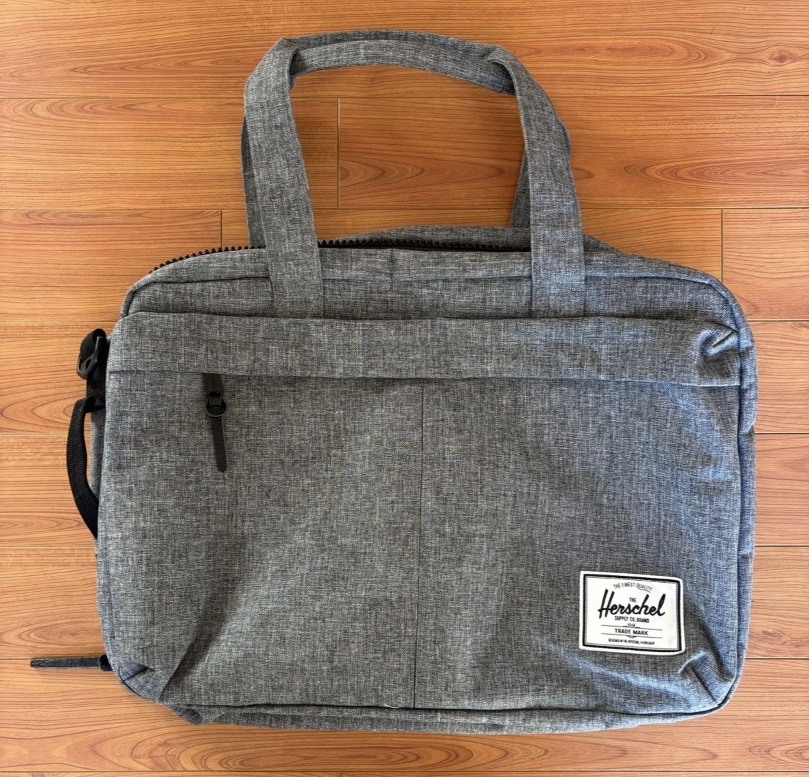 NWT Herschel Tech Gibson Laptop Messenger Shoulder Bag in Raven Crosshatch 16″