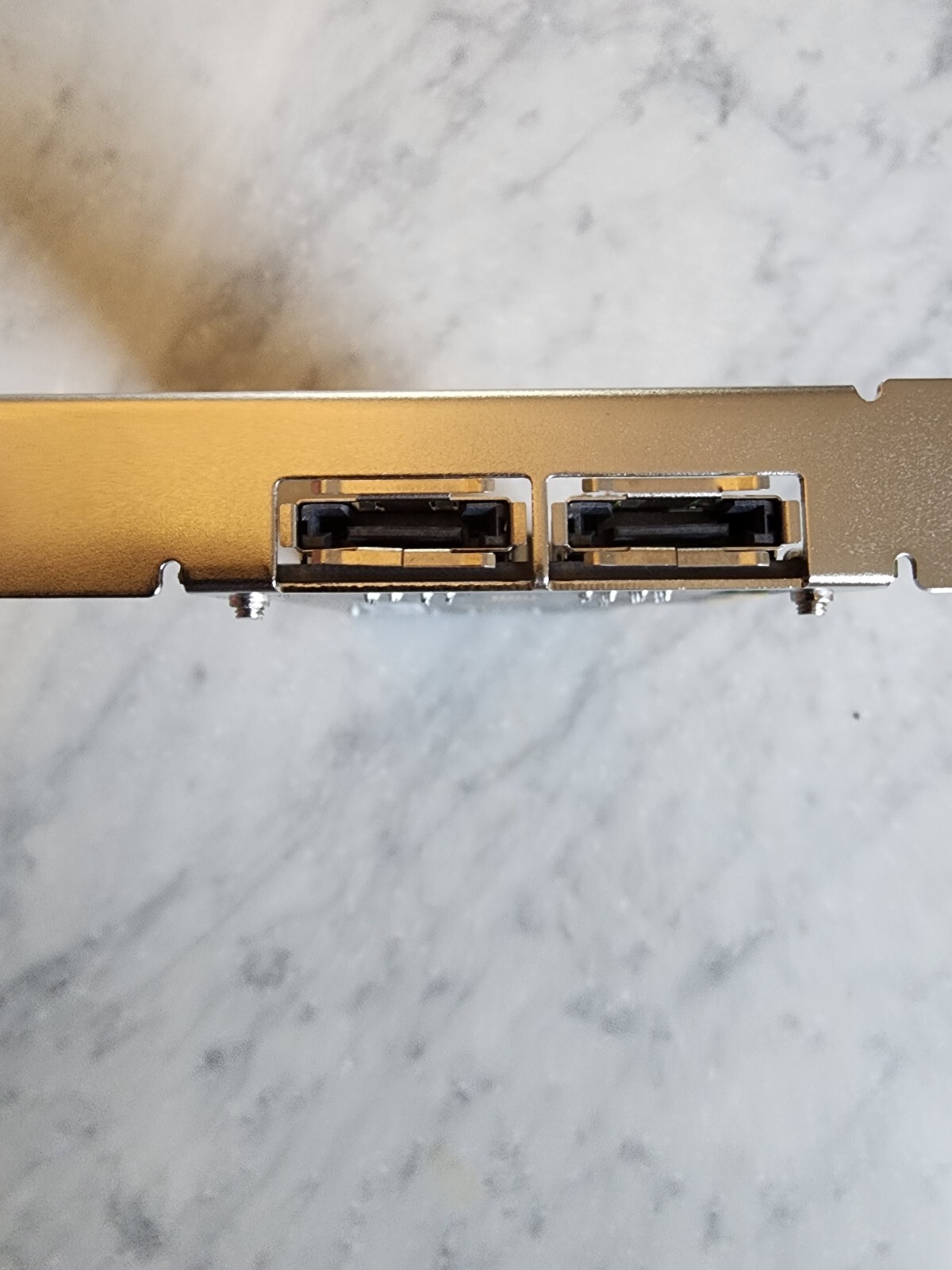 4-Port Hybrid SATA HDD SSD RAID Controller with Port Multiplier Support