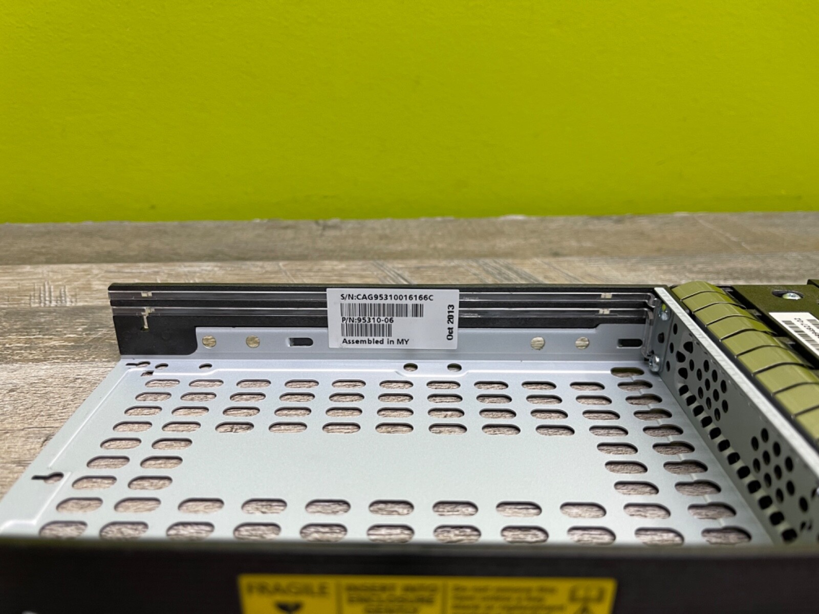 IBM 95310-06 0994927-02 Caddy 3.5” 2TB HDD Caddy 45W8286 LFF HS1235-E + Screws