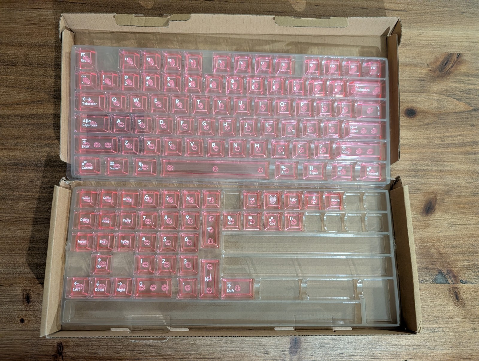 Crystal Clear Keyboard Keycaps Transparent PC Cherry Profile Pink Keycap Set.