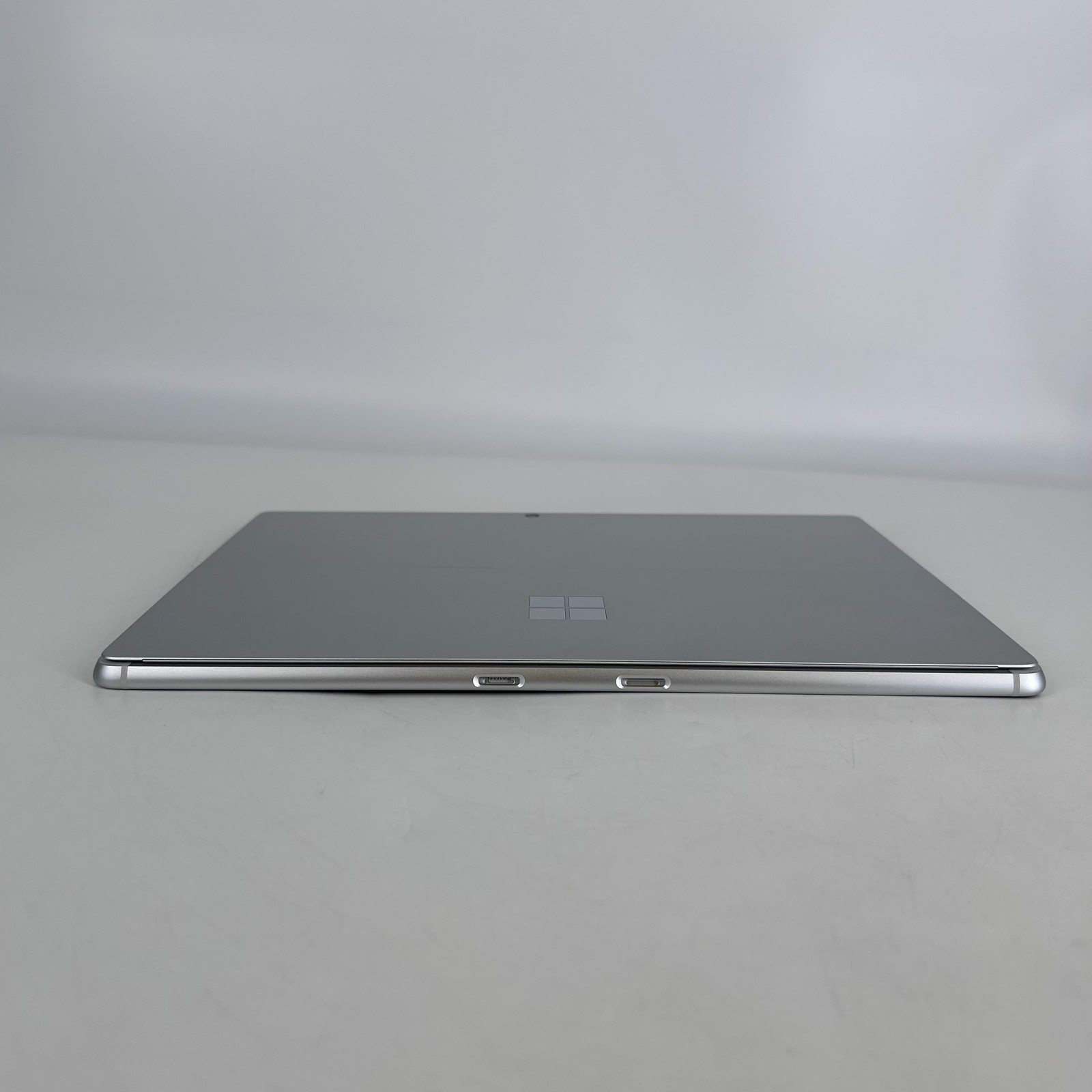 Microsoft Surface Pro 11 5G 13 Silver X Plus 3.40 GHz 16GB 256GB SSD Very Good