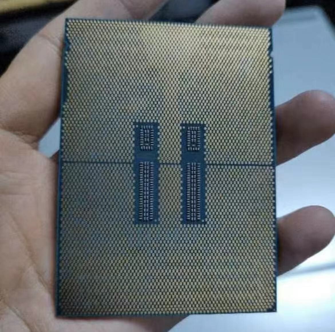Intel Xeon Platinum 8468H QS 48 cores, 96 threads, 2.1- 3.0Ghz cpu processor
