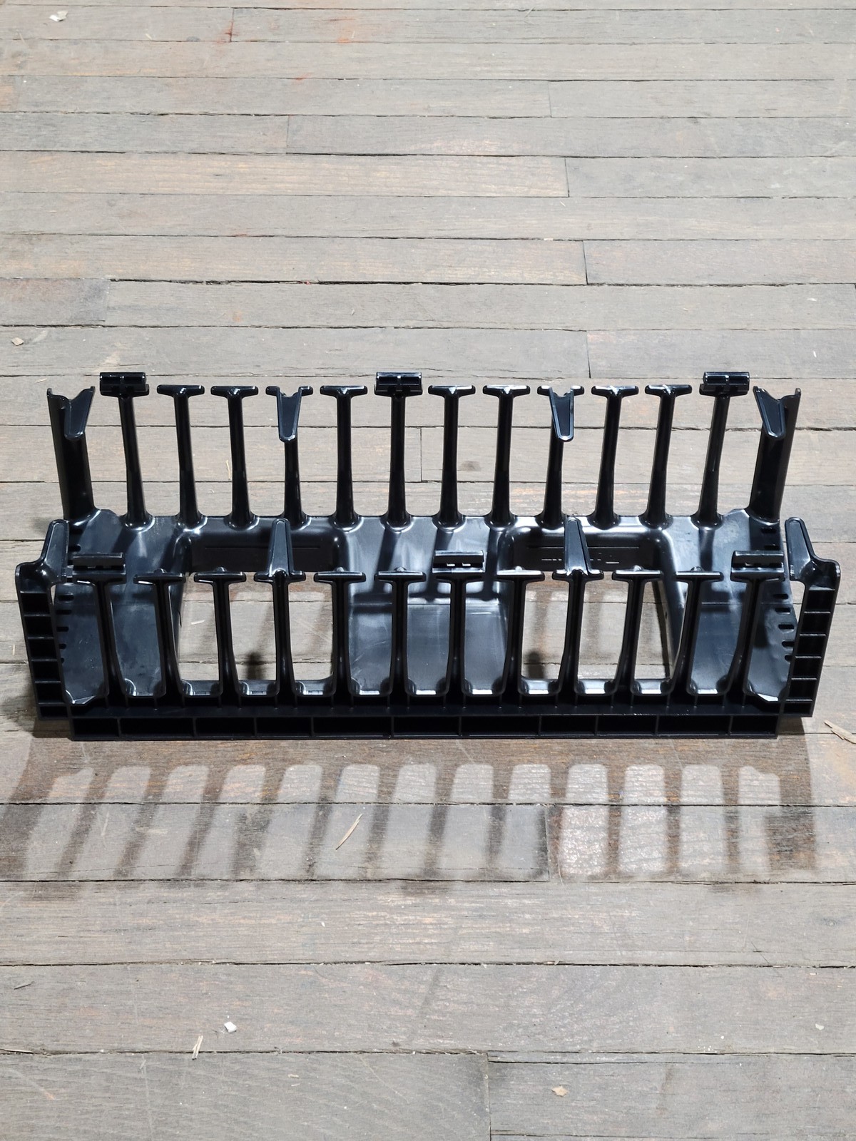 Panduit NMF4 Rack Mount Horizontal Cable Manager Non-Metallic 19″ BLACK NIB