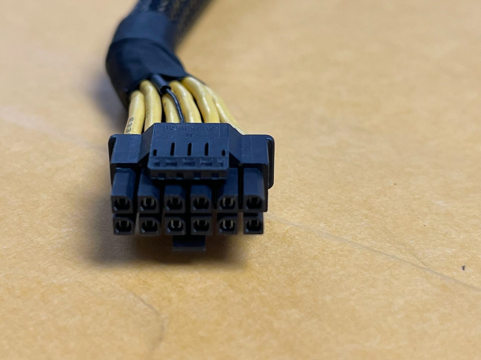 NEW 12 Pin 19″ GPU Power Cable For Dell PowerEdge R750 R750XS R7525 F8NXW