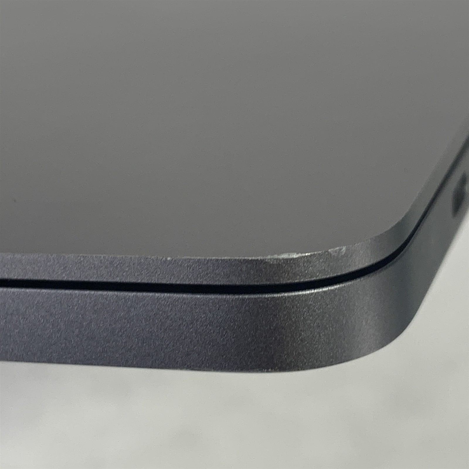 Apple MacBook Pro A2141 (2019) 16″ Laptop Core i9-9980HK 2.3GHz 16GB – 500GB SSD